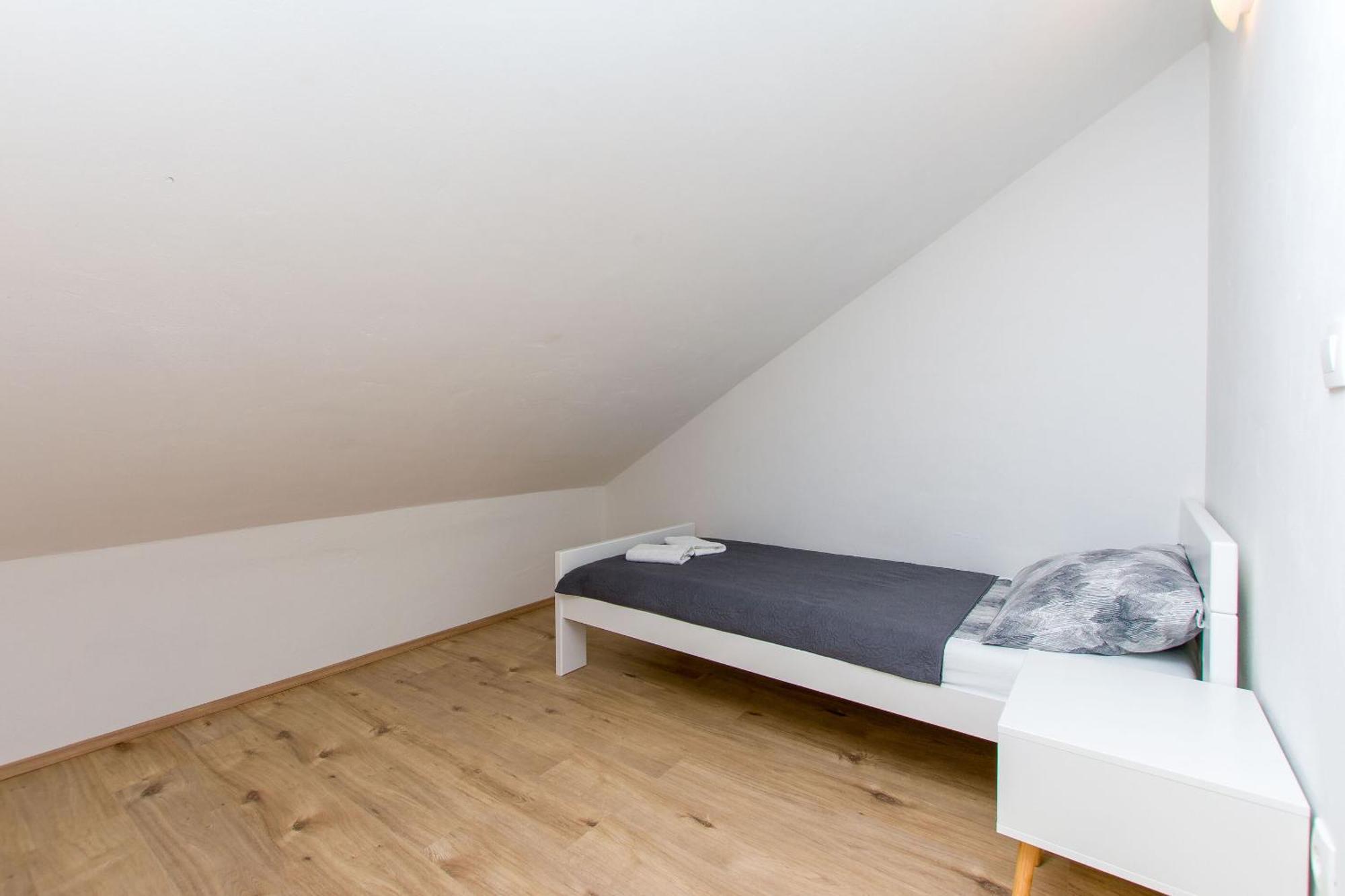 Apartment Petea 오미스 외부 사진