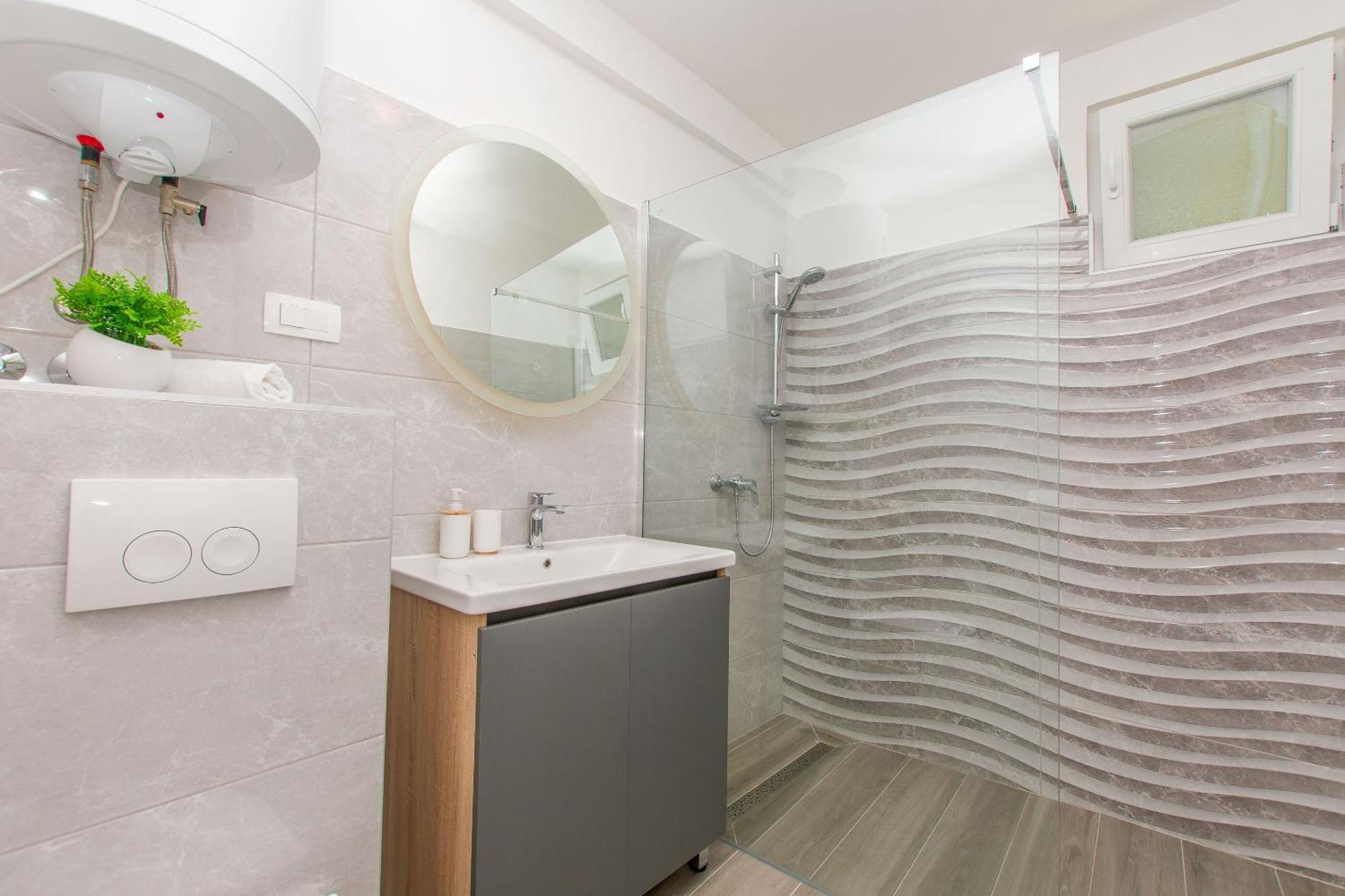 Apartment Petea 오미스 외부 사진